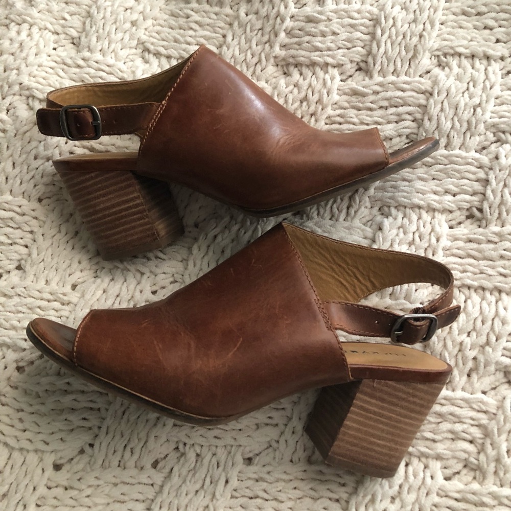 Lucky brand brown leather booties, size 9